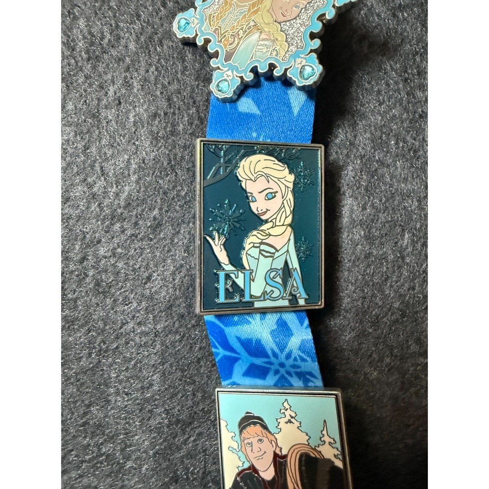 Disney FROZEN Lanyard Pin Starter Set (with extra pins) - Picture 5 of 9